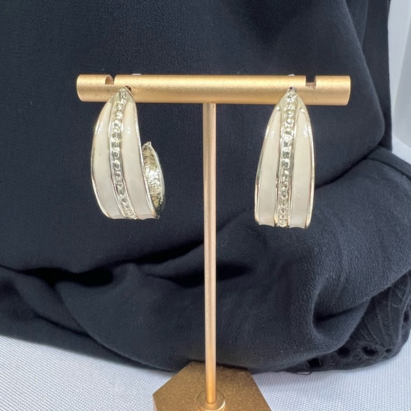 Vintage Cream and Gold Enamel Hoop Earrings - Picture 1 of 3